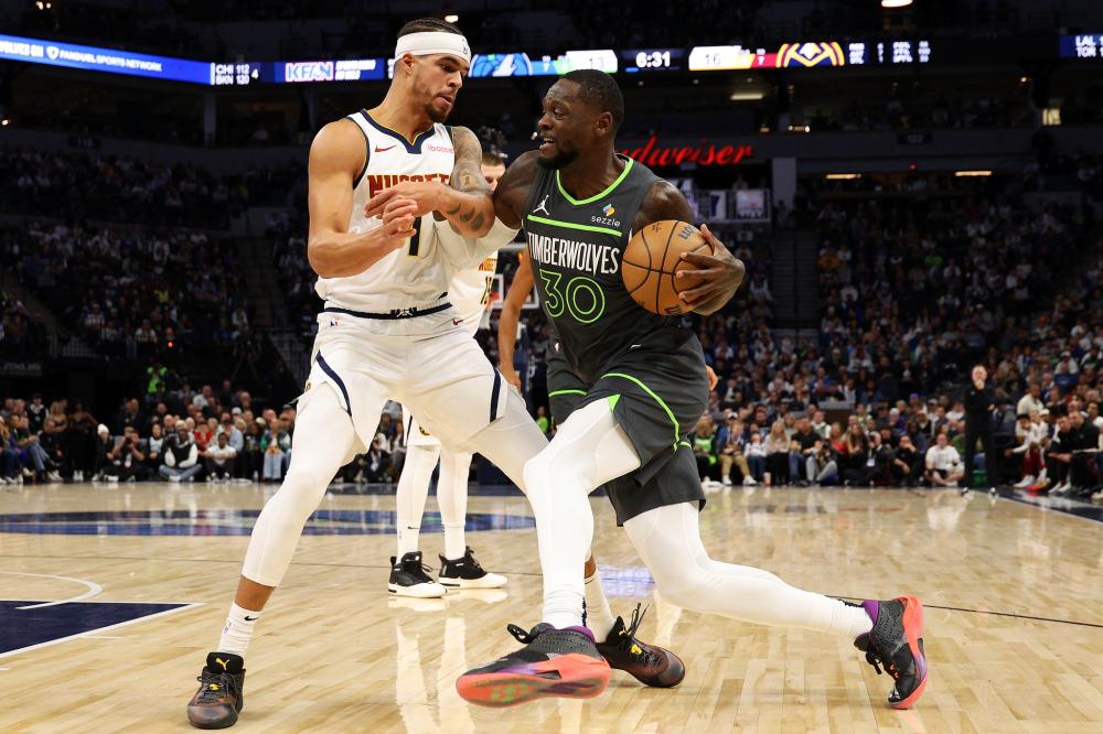 中场球员巴 中场球员巴